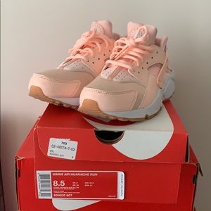 Nike Huarache Run (WMNS)
Women’s size 8.5